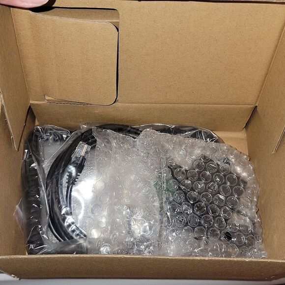 NEW Yealink Ultra-Elegant 6-Line VoIP Desk Phone, YEA-SIP-T41S - Picture 6 of 8